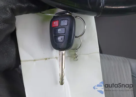 2017 Toyota Highlander Le Plus from USA, damaged, VIN 5TDBZRFH7HS360925